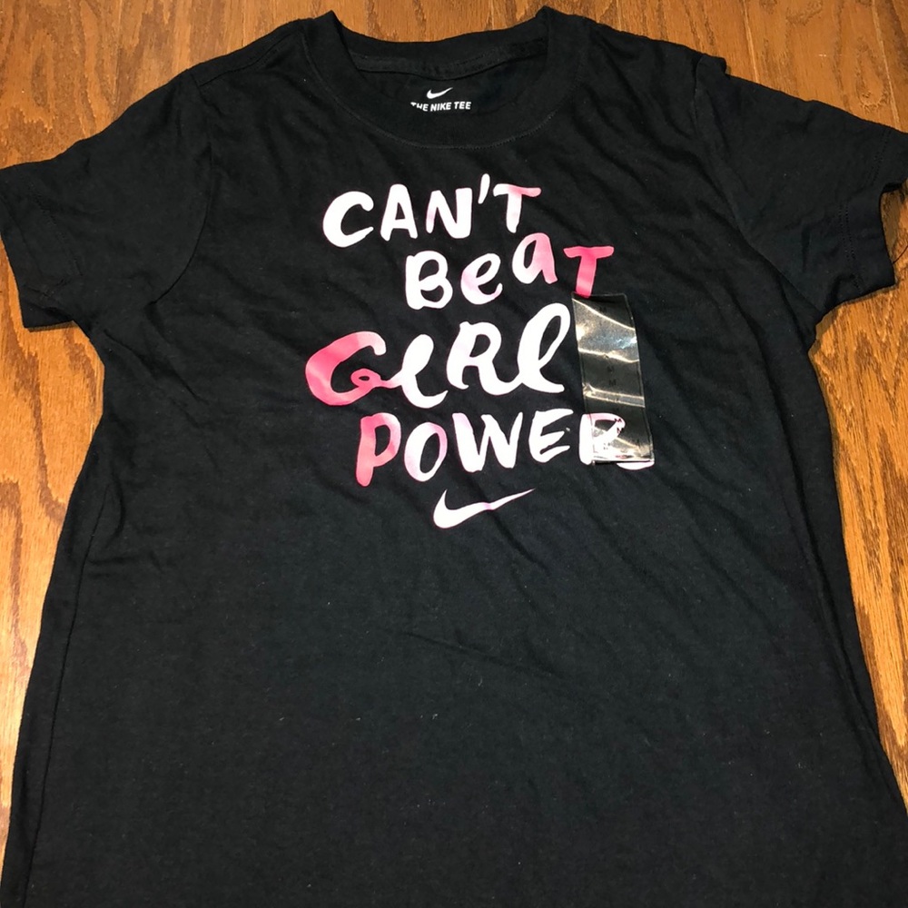 Nike T- shirt